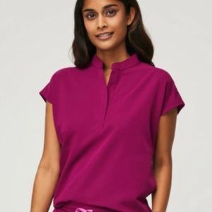 Figs Rafaela Oversized Scrub Top Magenta NWT